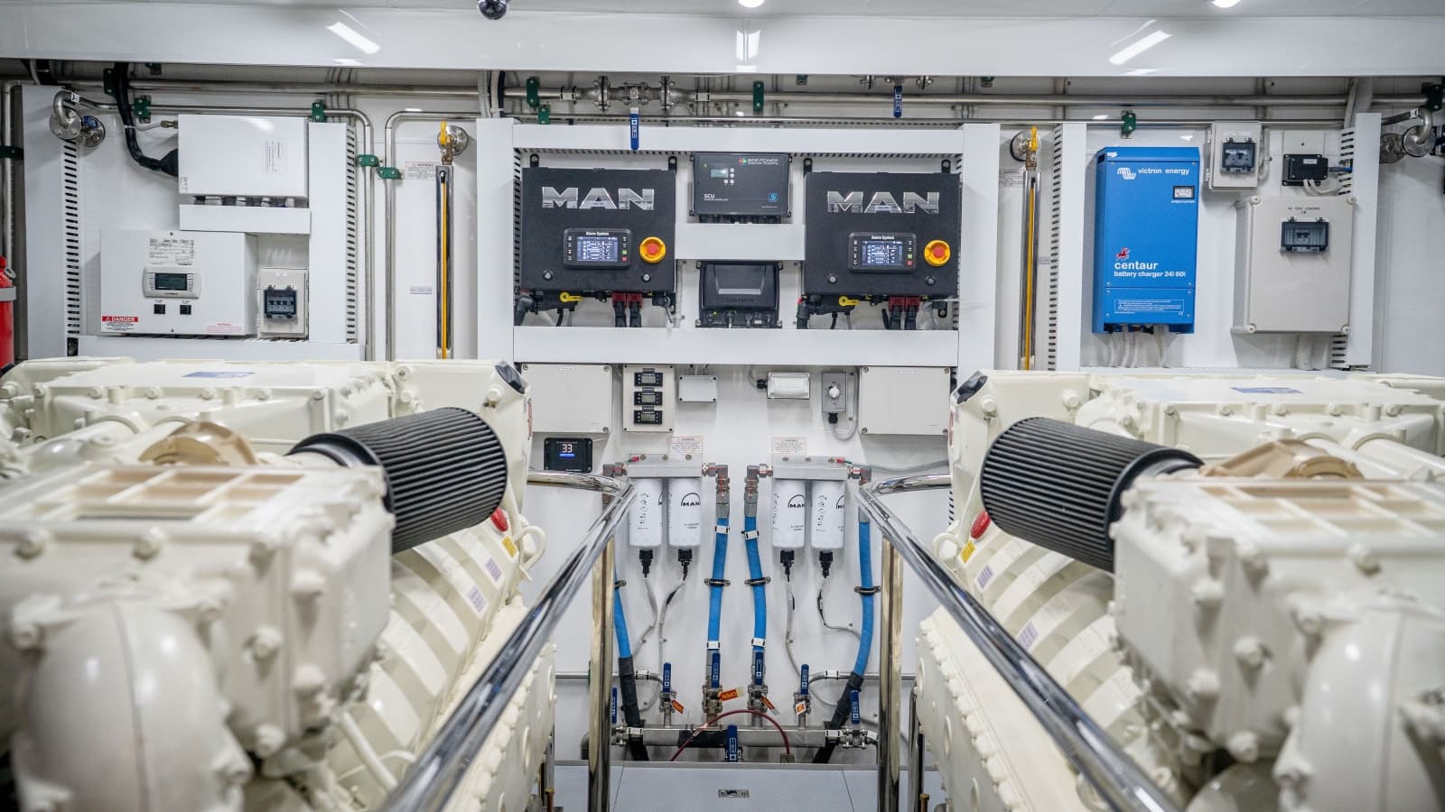 2025 Ocean Alexander 32L - Photo 88