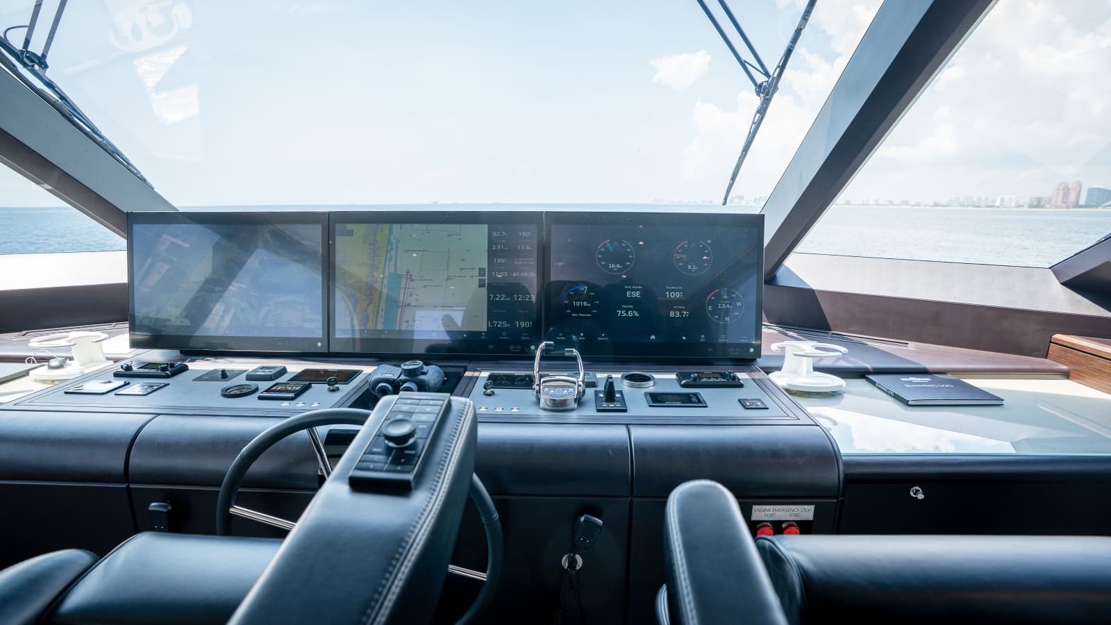 2025 Ocean Alexander 32L - Photo 43