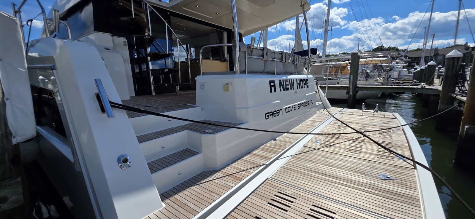 2018 Fountaine Pajot Motor Yacht 44 - Photo 8