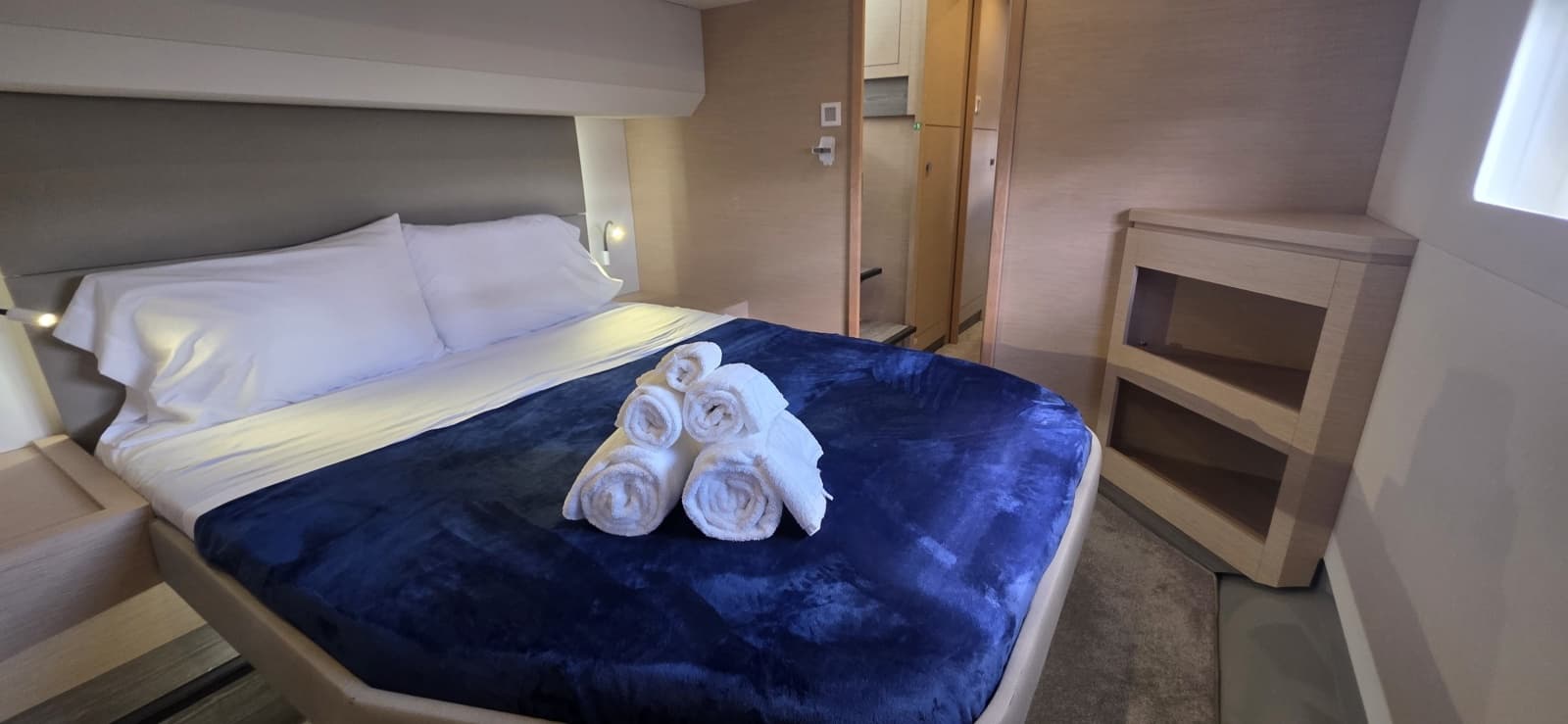 2018 Fountaine Pajot Motor Yacht 44 - Photo 52