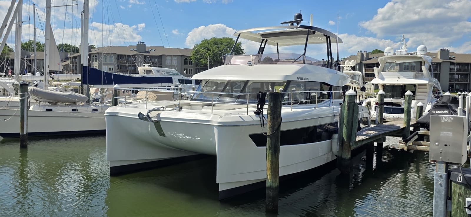 2018 Fountaine Pajot Motor Yacht 44 - Photo 2