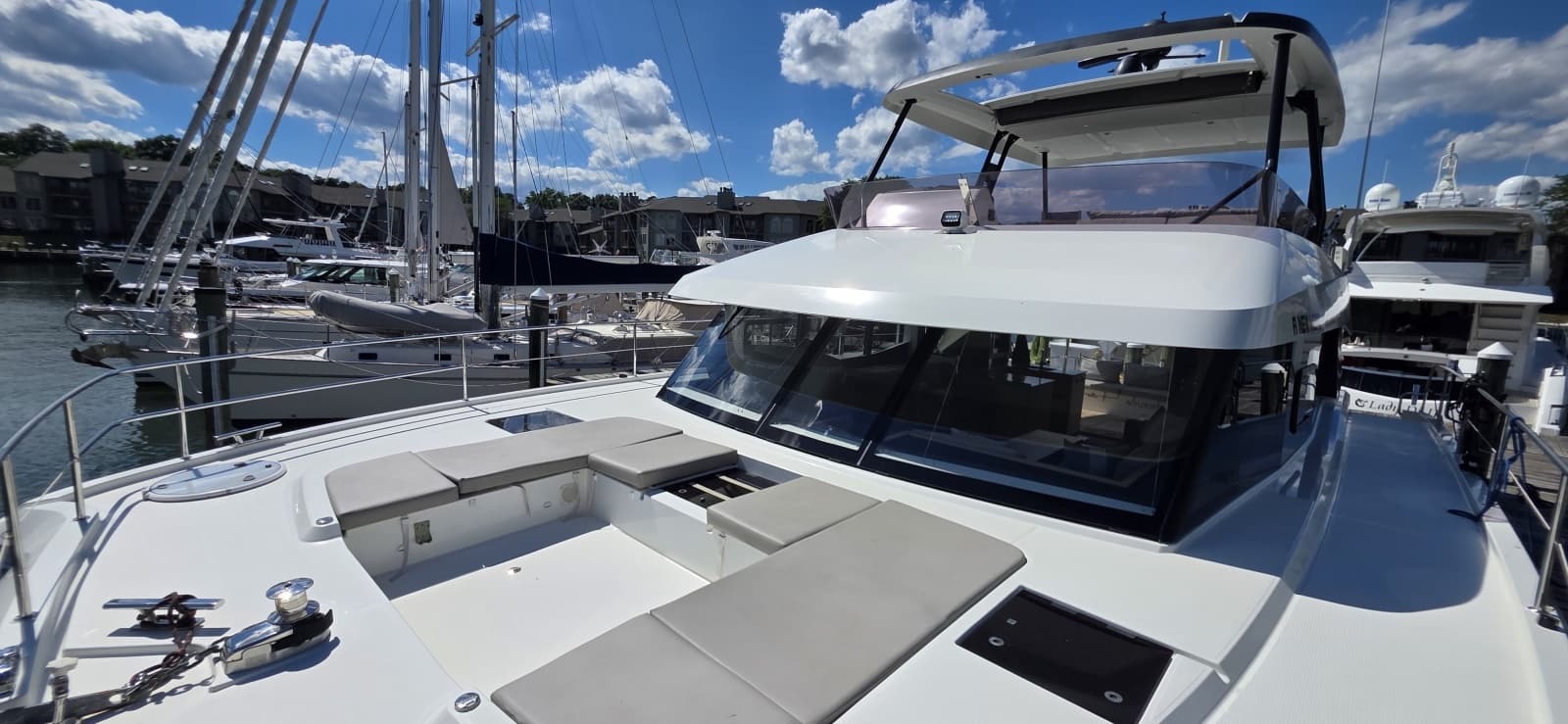 2018 Fountaine Pajot Motor Yacht 44 - Photo 17