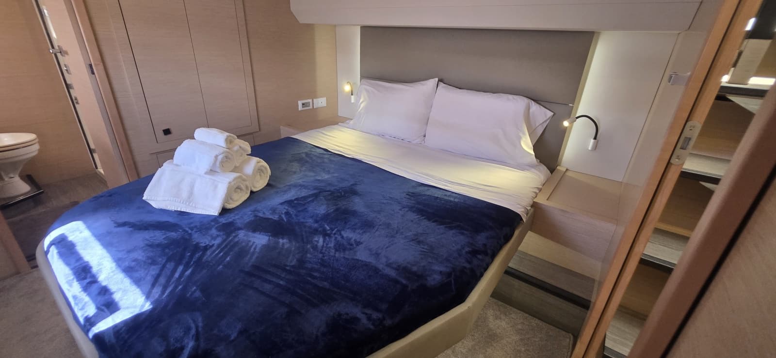 2018 Fountaine Pajot Motor Yacht 44 - Photo 51