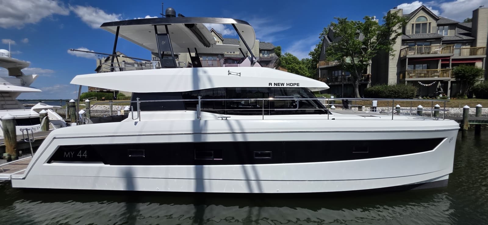 2018 Fountaine Pajot Motor Yacht 44 - Photo 3