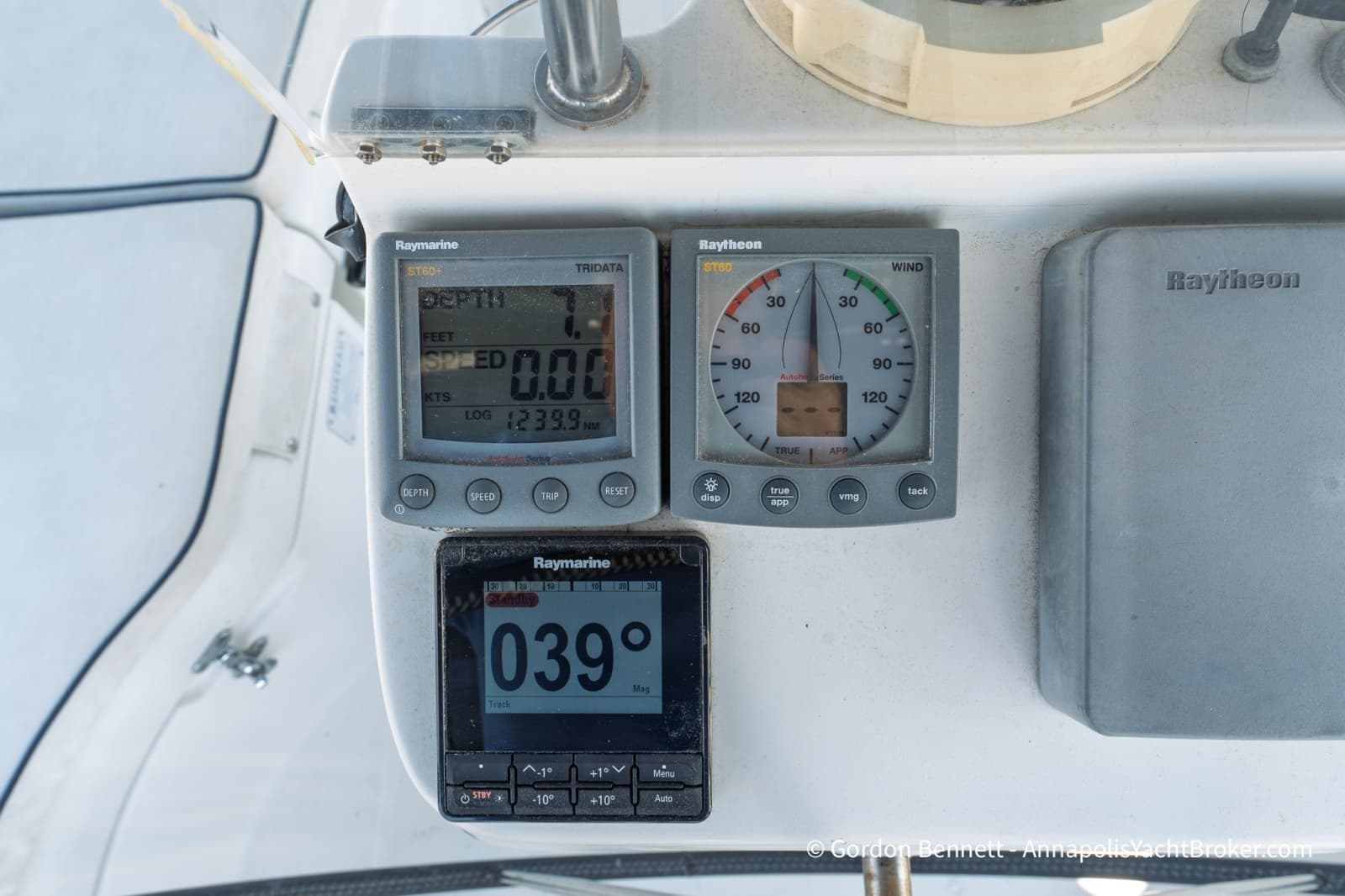 2001 Beneteau Oceanis 361 - Photo 24