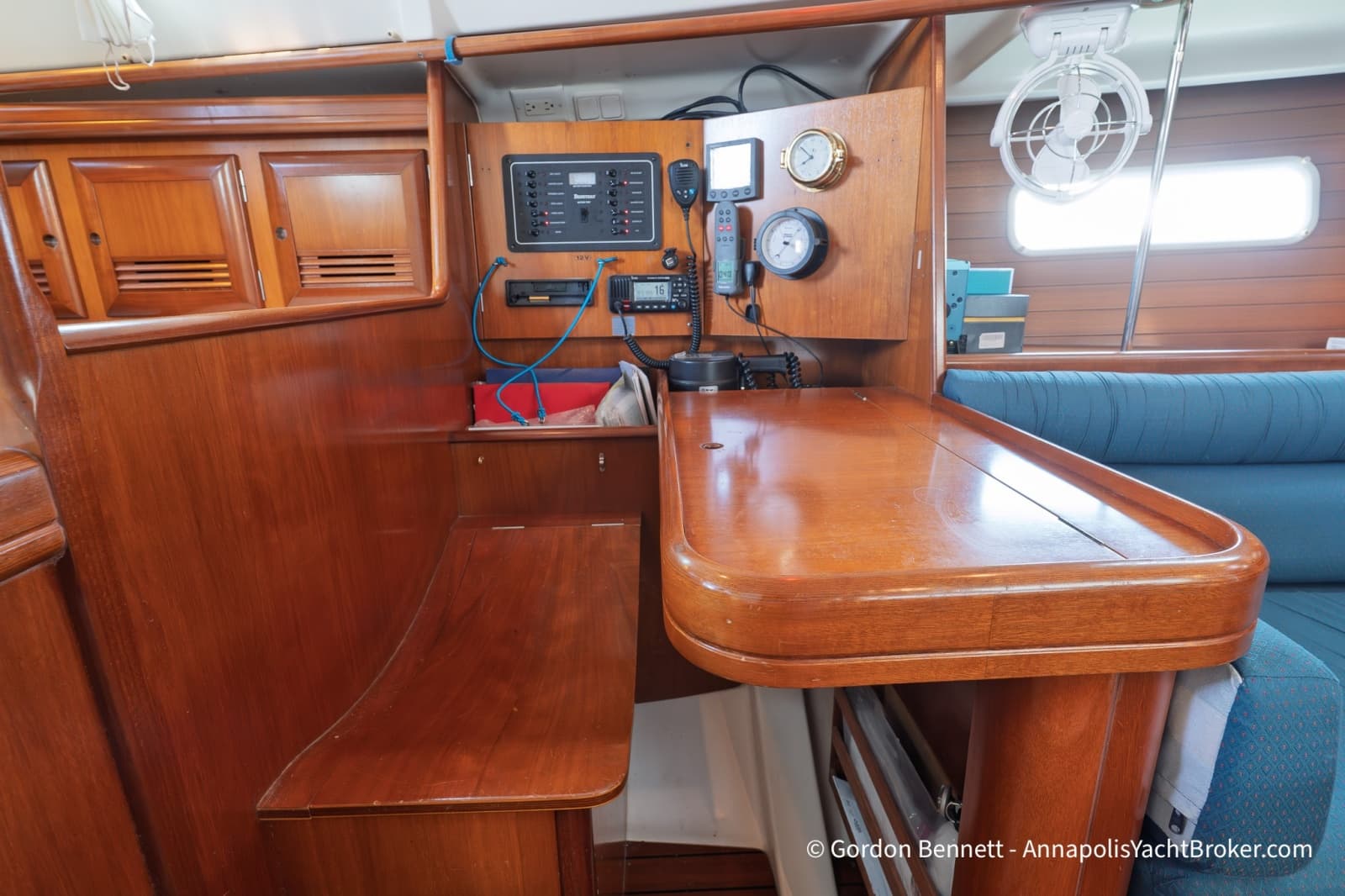 2001 Beneteau Oceanis 361 - Photo 35
