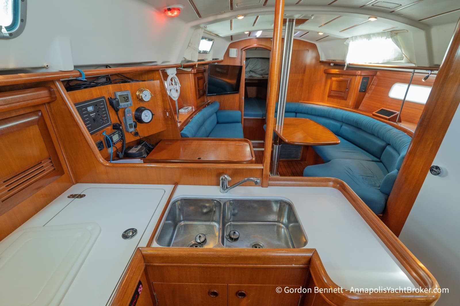2001 Beneteau Oceanis 361 - Photo 6