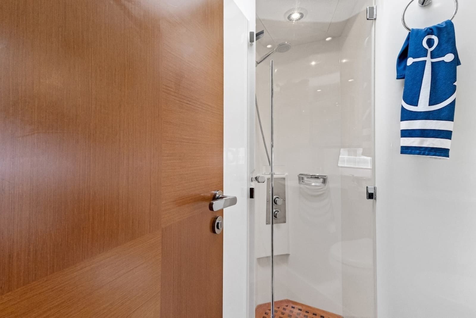 2011 Prestige 60 - Photo 61