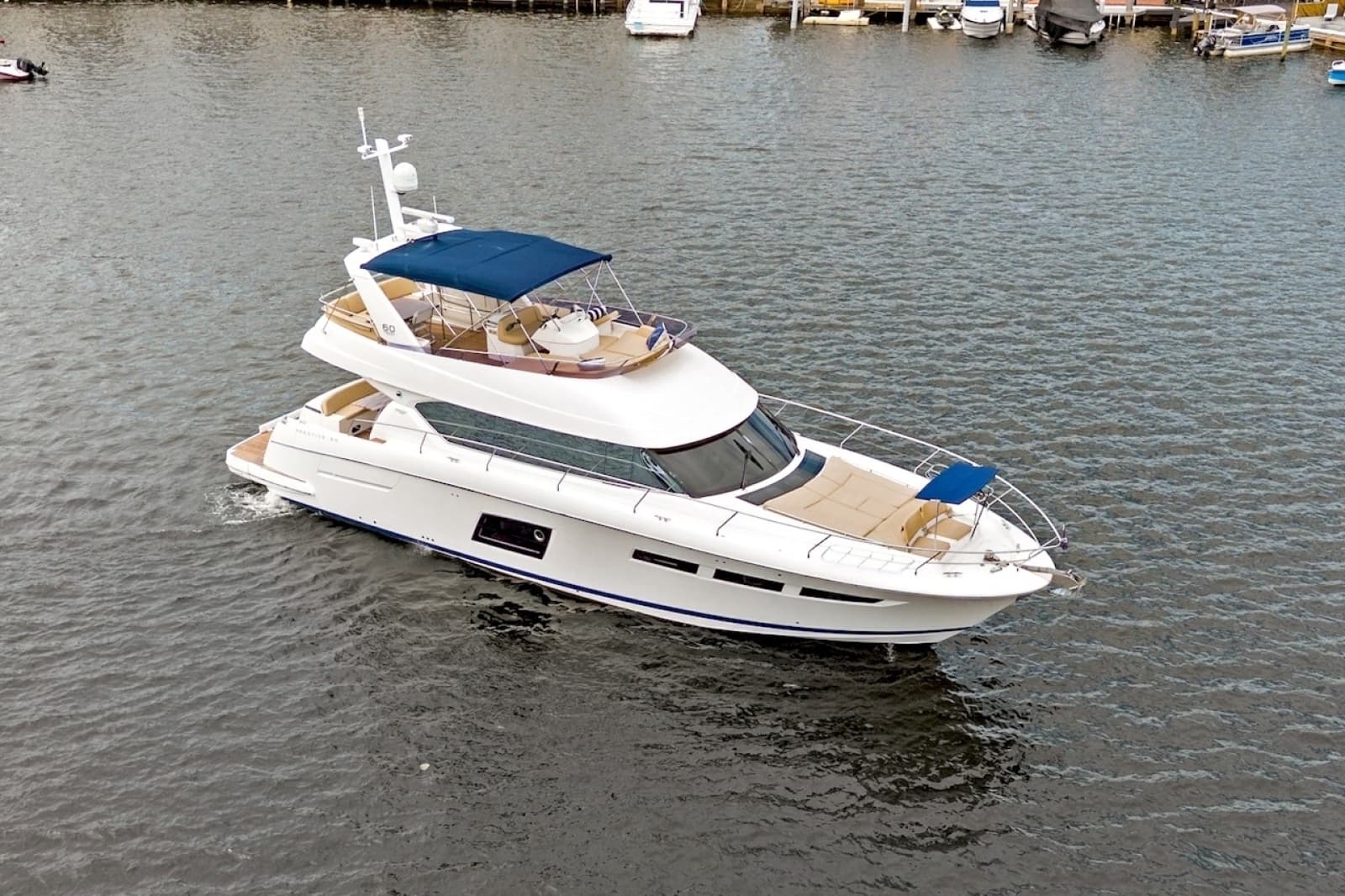 2011 Prestige 60 - Photo 1