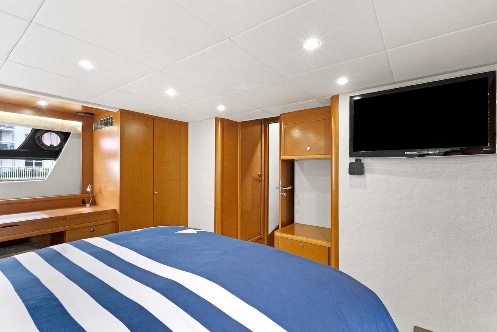 2011 Prestige 60 - Photo 67