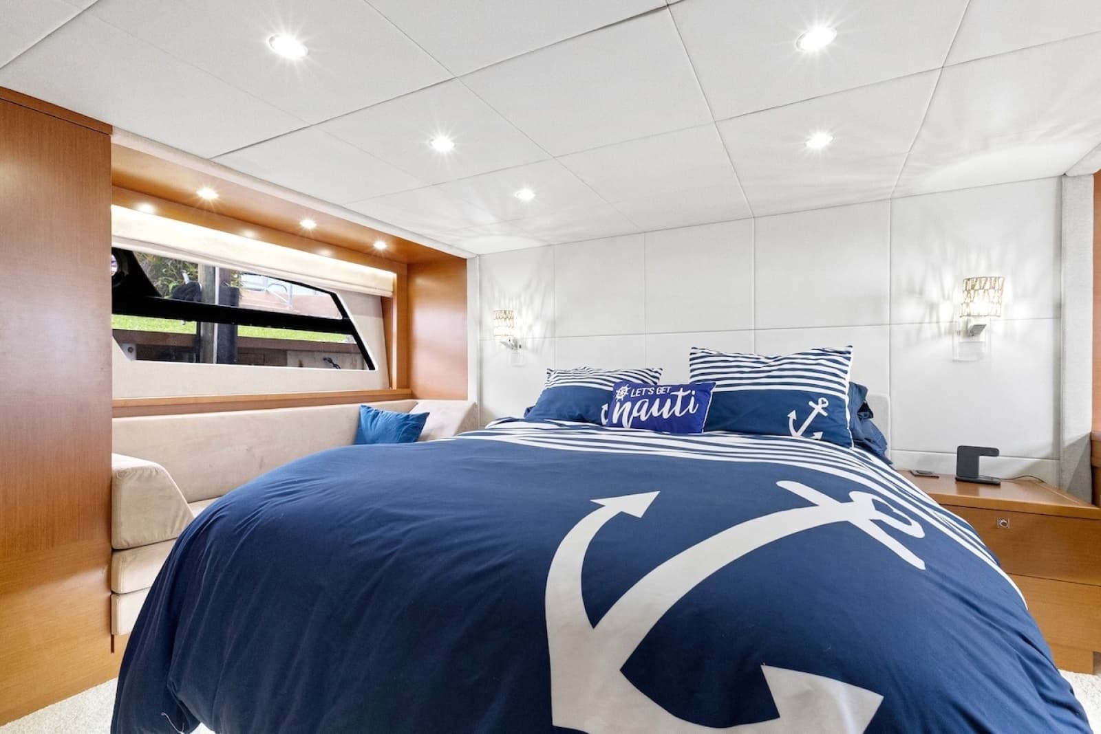 2011 Prestige 60 - Photo 63