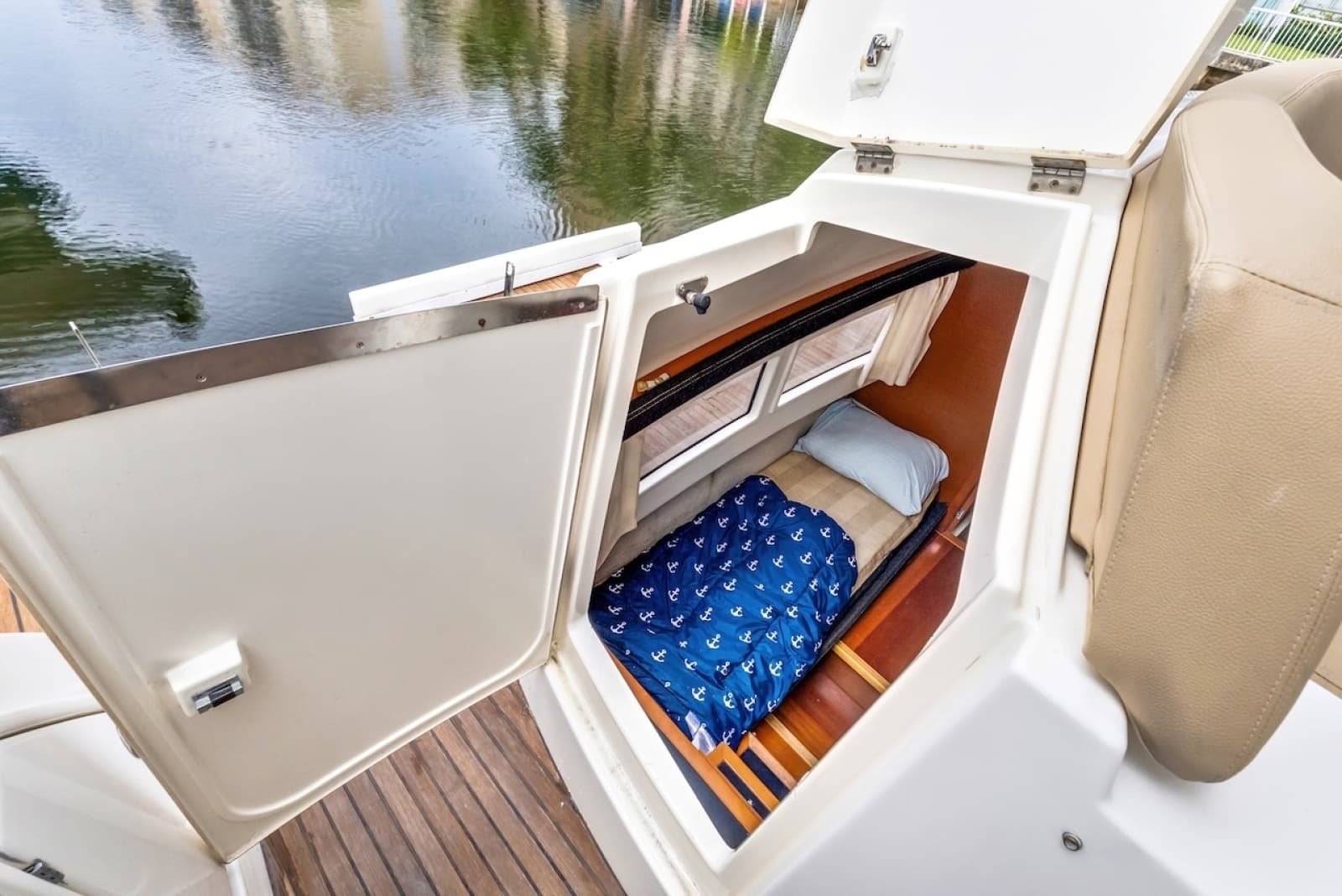 2011 Prestige 60 - Photo 76