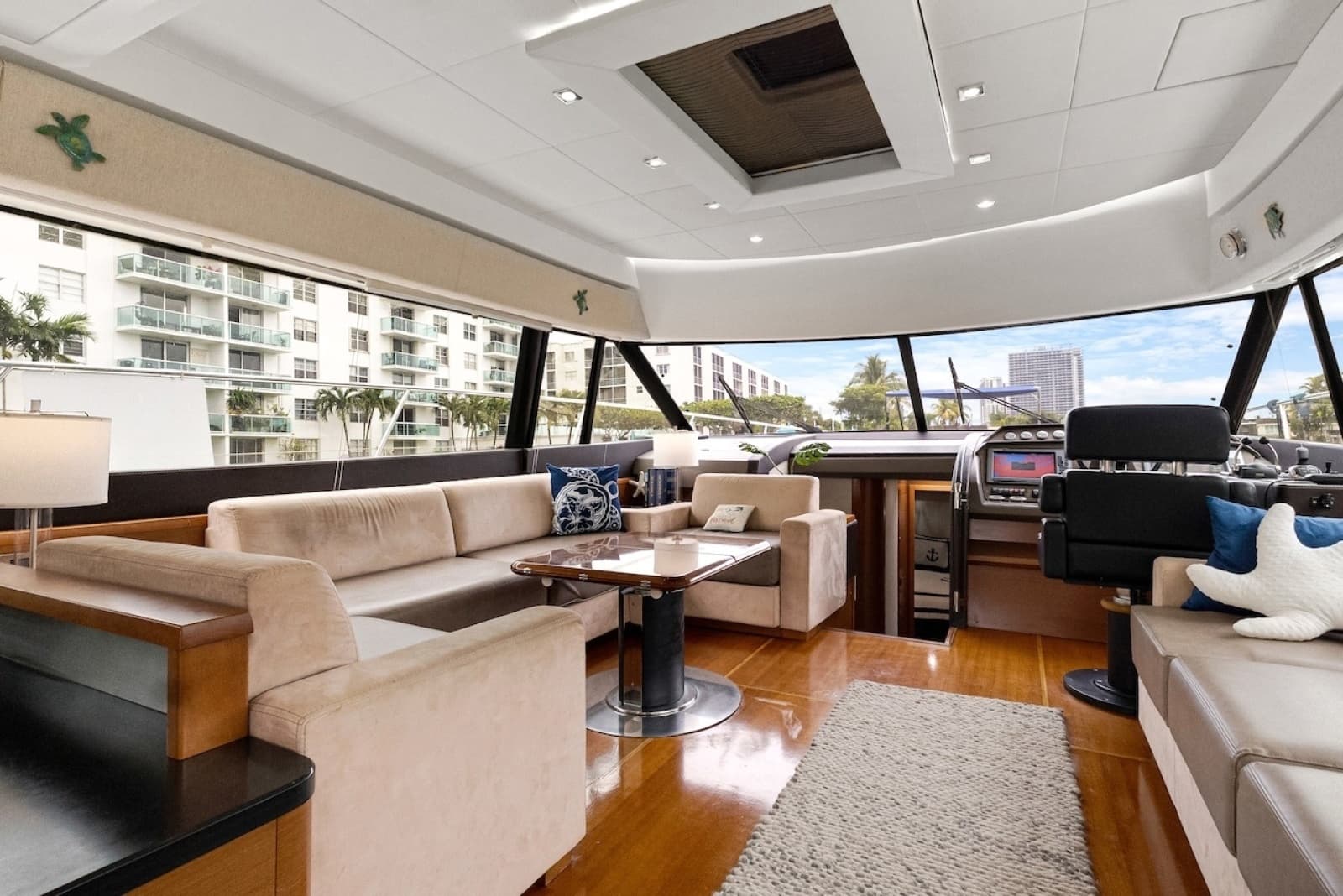2011 Prestige 60 - Photo 43