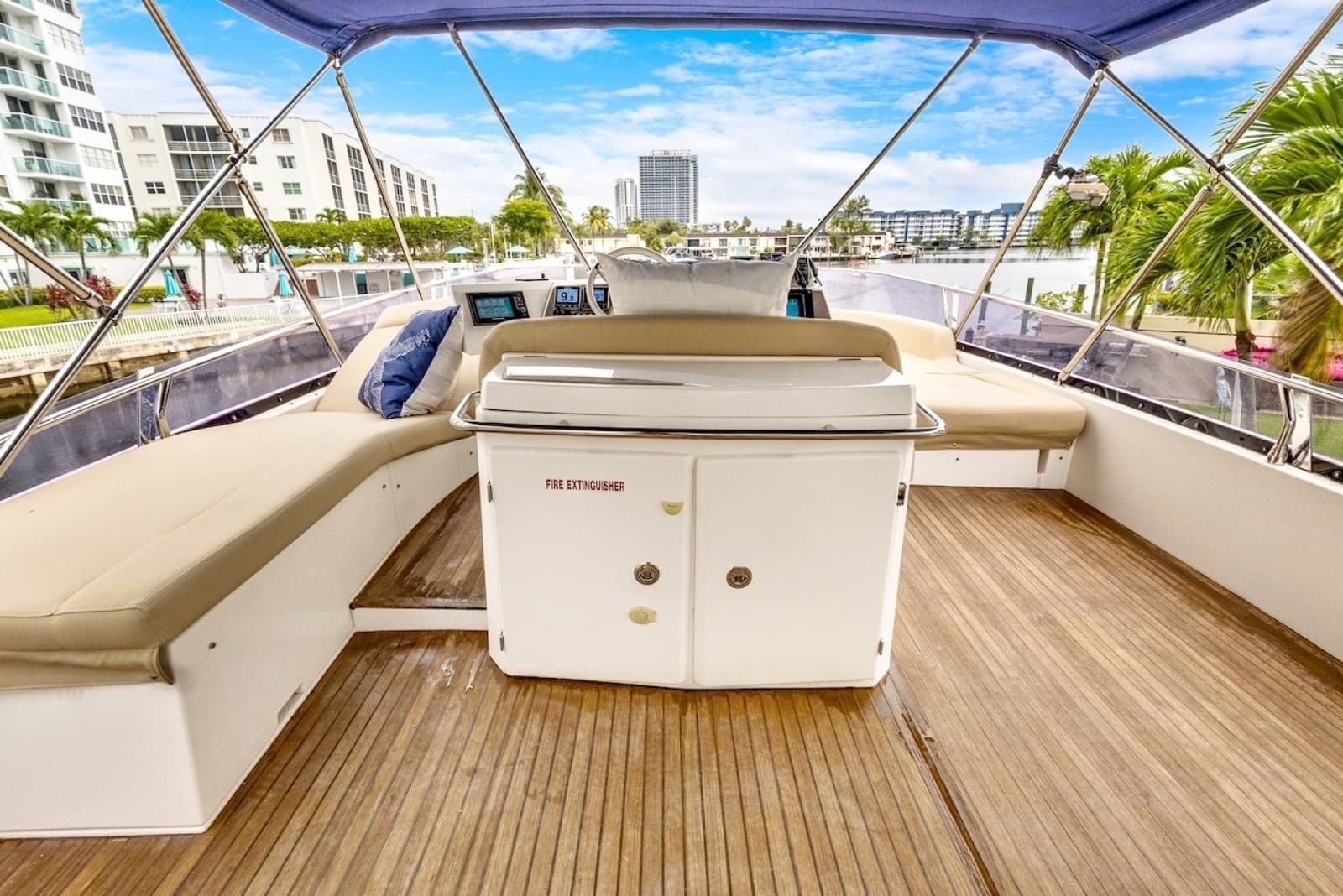 2011 Prestige 60 - Photo 19