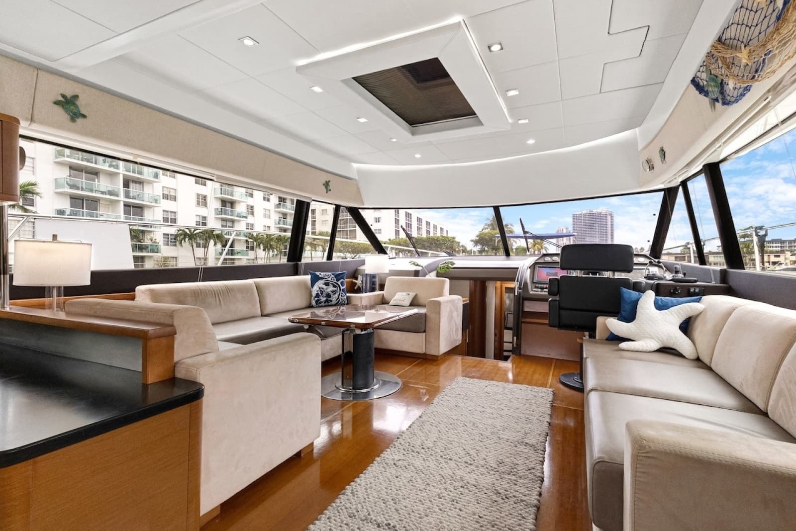 2011 Prestige 60 - Photo 31