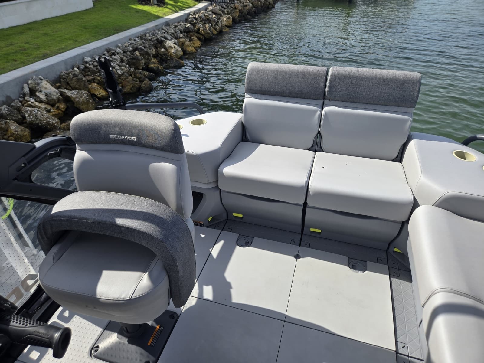 2024 Sea-Doo Switch - Photo 4