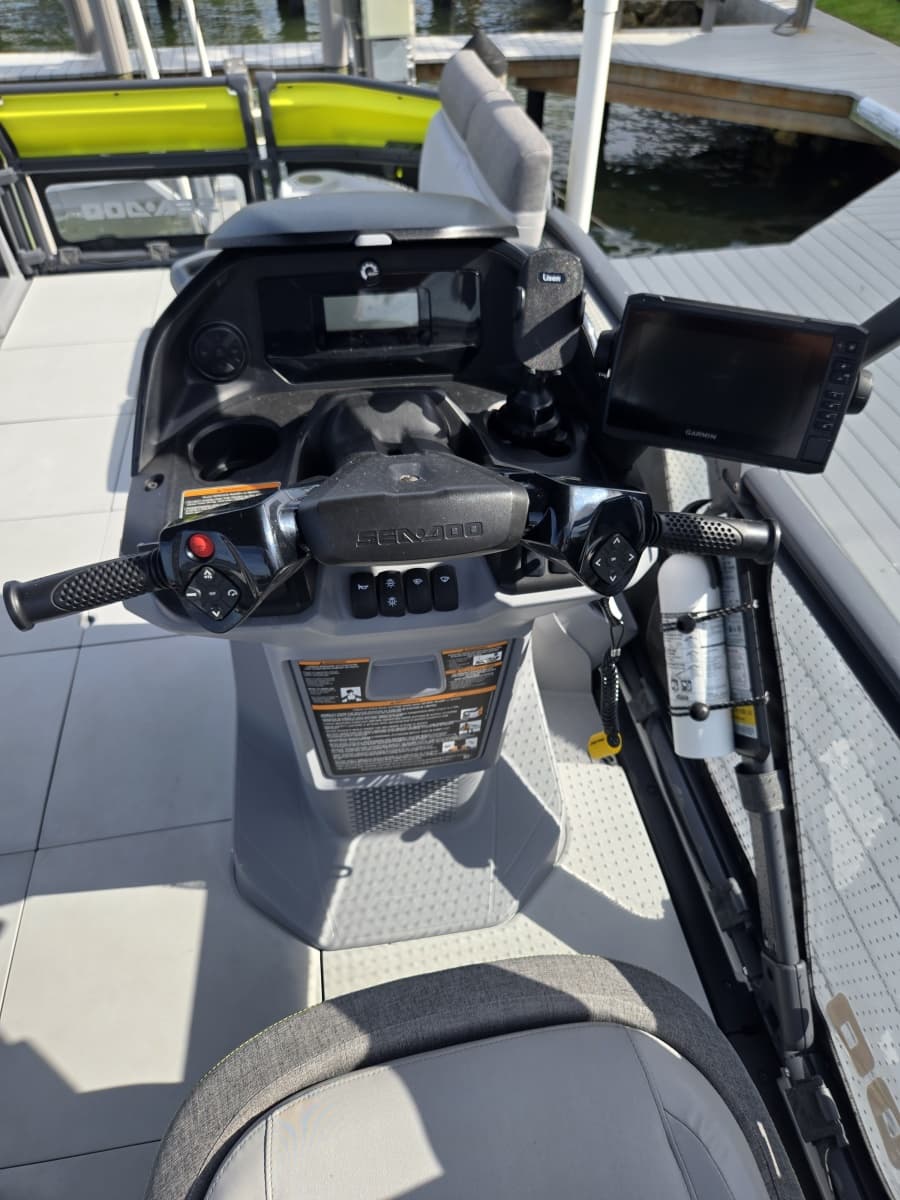 2024 Sea-Doo Switch - Photo 7