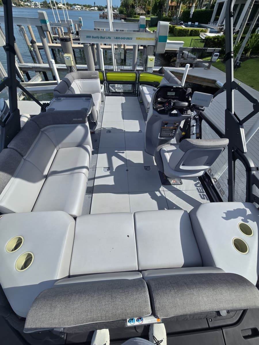 2024 Sea-Doo Switch - Photo 6