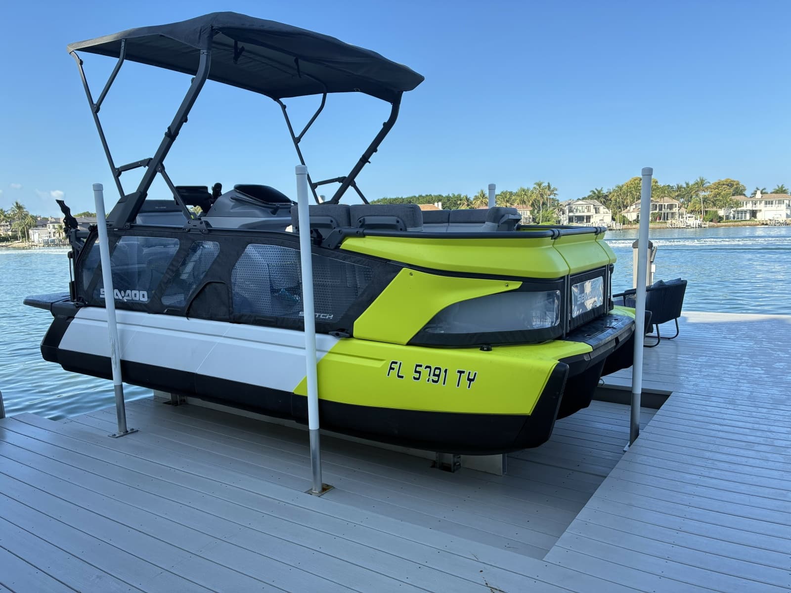 2024 Sea-Doo Switch - Photo 1