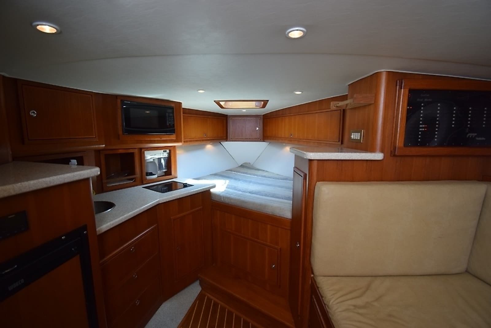 2008 SeaTek 36 Custom Express - Photo 30