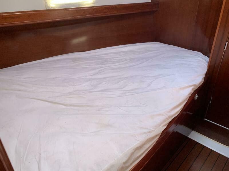 2004 Beneteau Oceanis 393 - Photo 17