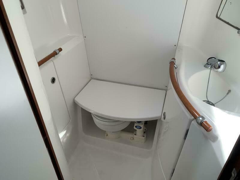 2004 Beneteau Oceanis 393 - Photo 19