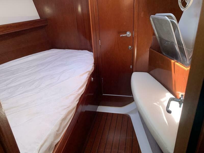 2004 Beneteau Oceanis 393 - Photo 18