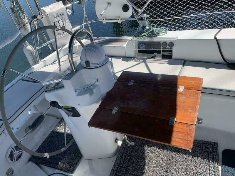 2004 Beneteau Oceanis 393 - Photo 7