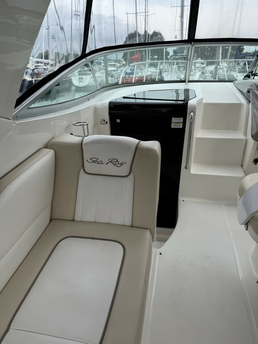 2012 Sea Ray 310DA - Photo 3