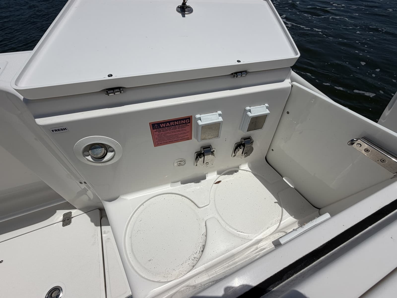 2016 Edgewater 368 CC - Photo 21