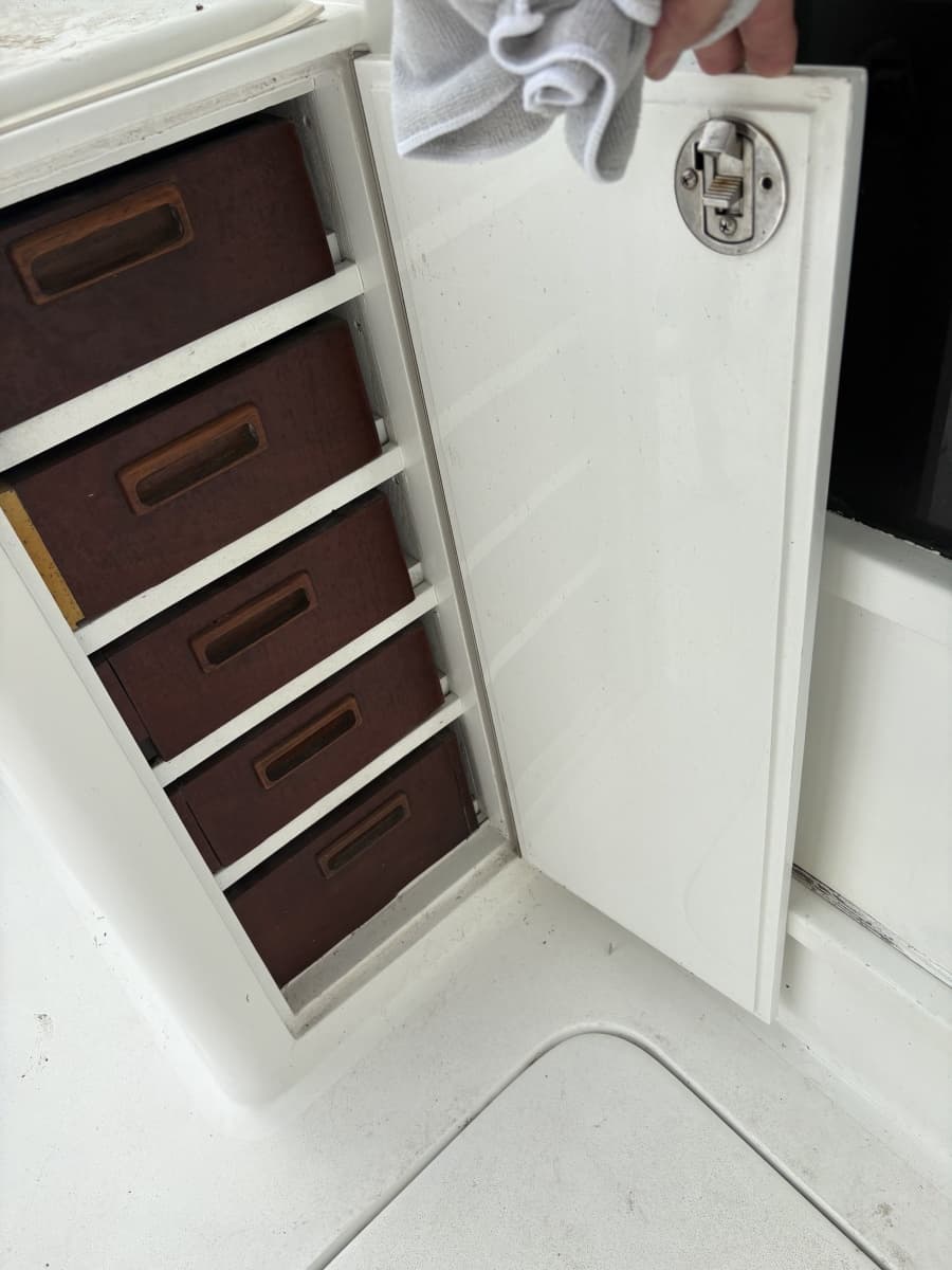 1972 Hatteras Convertible - Photo 6
