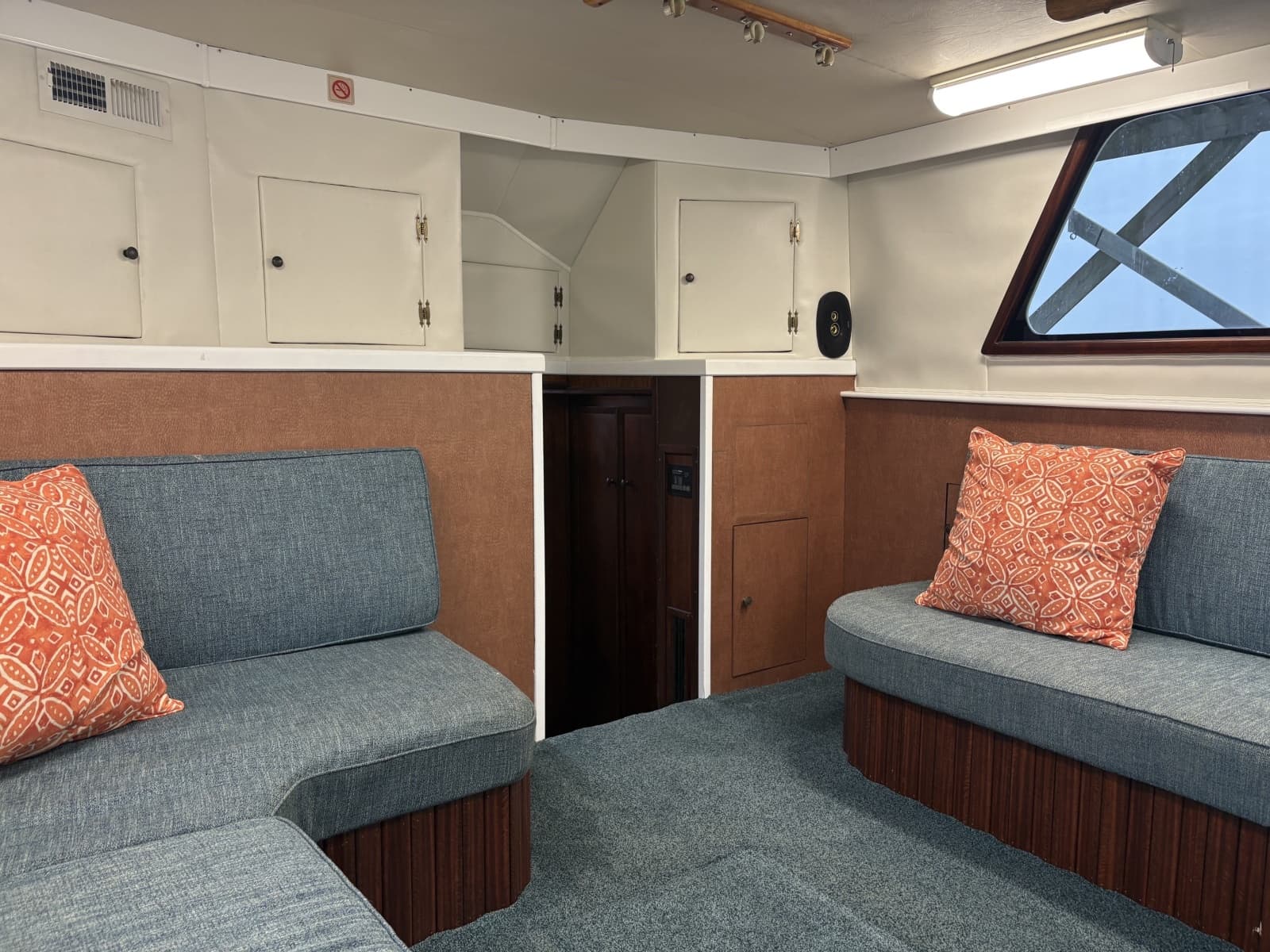 1972 Hatteras Convertible - Photo 15
