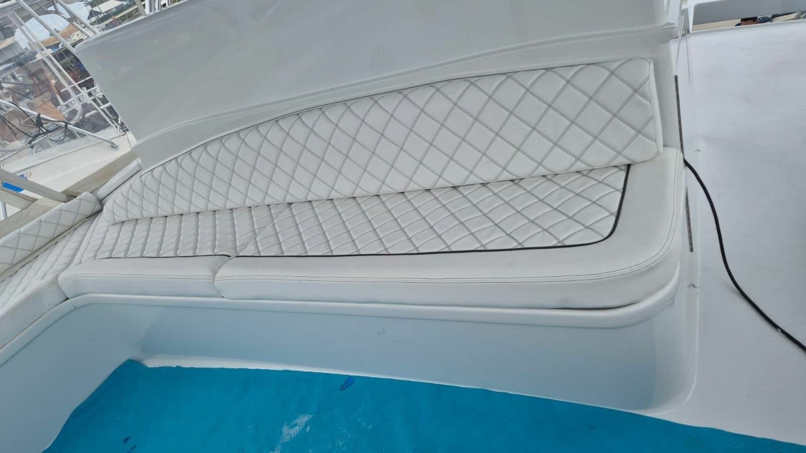 1998 American Custom Yachts  - Photo 20