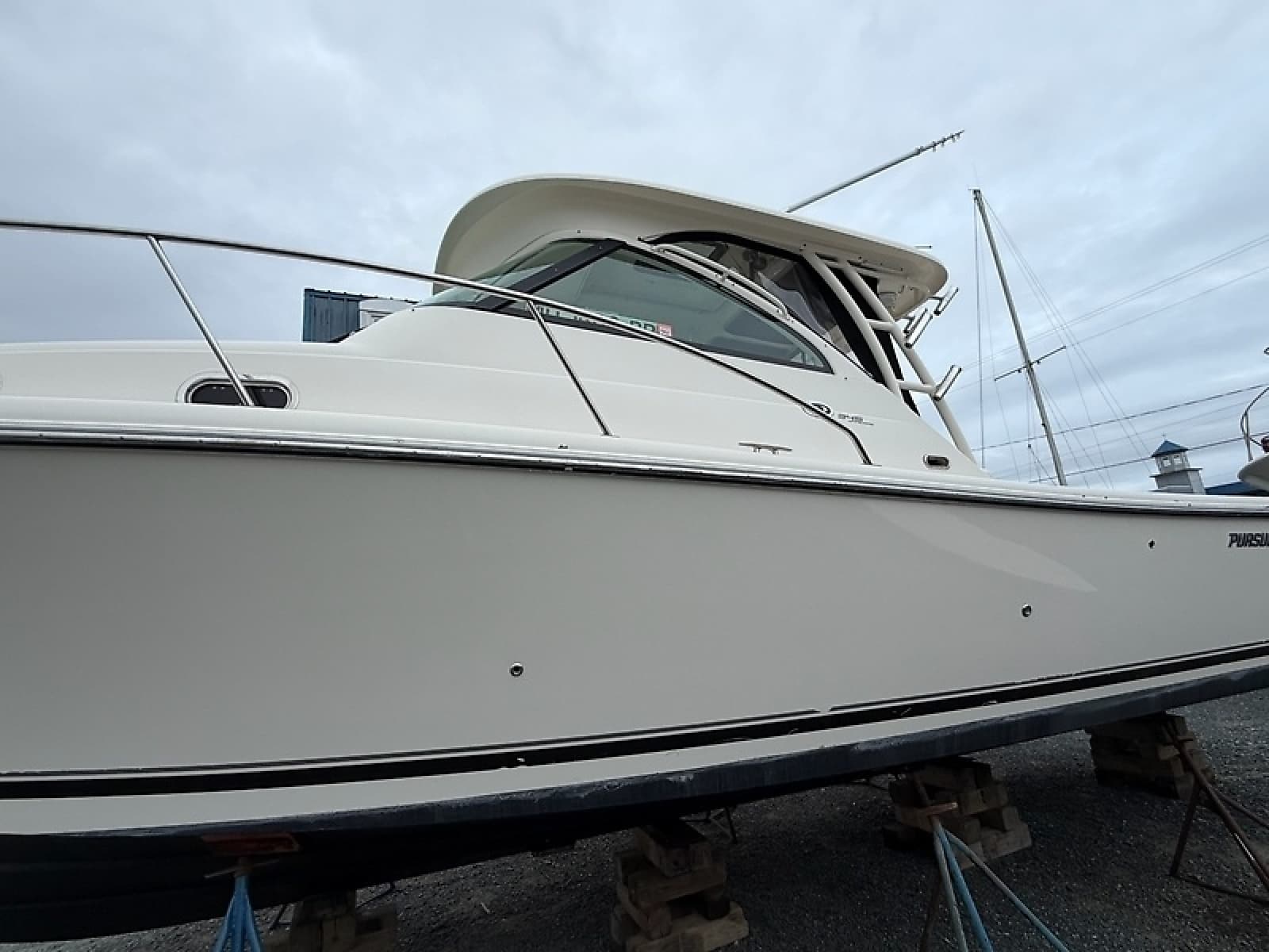 2009 Pursuit OS 3450 - Photo 2