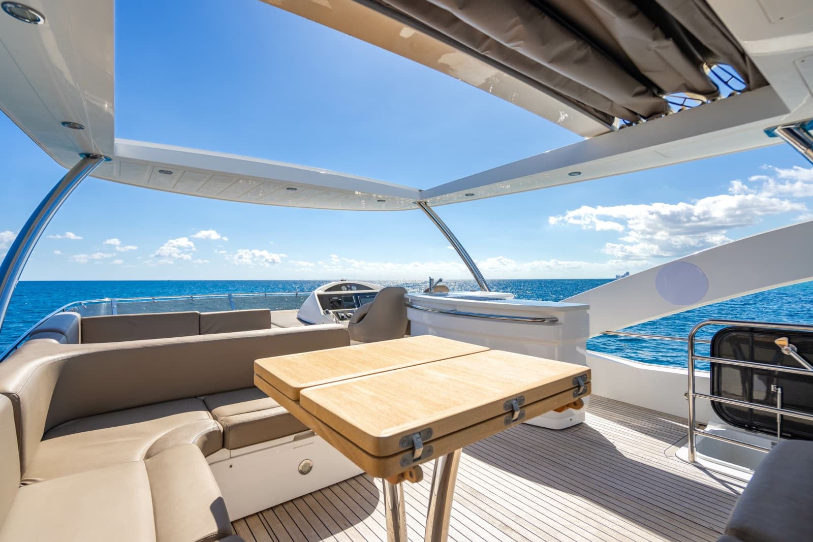 2014 Sunseeker Manhattan 73 - Photo 19