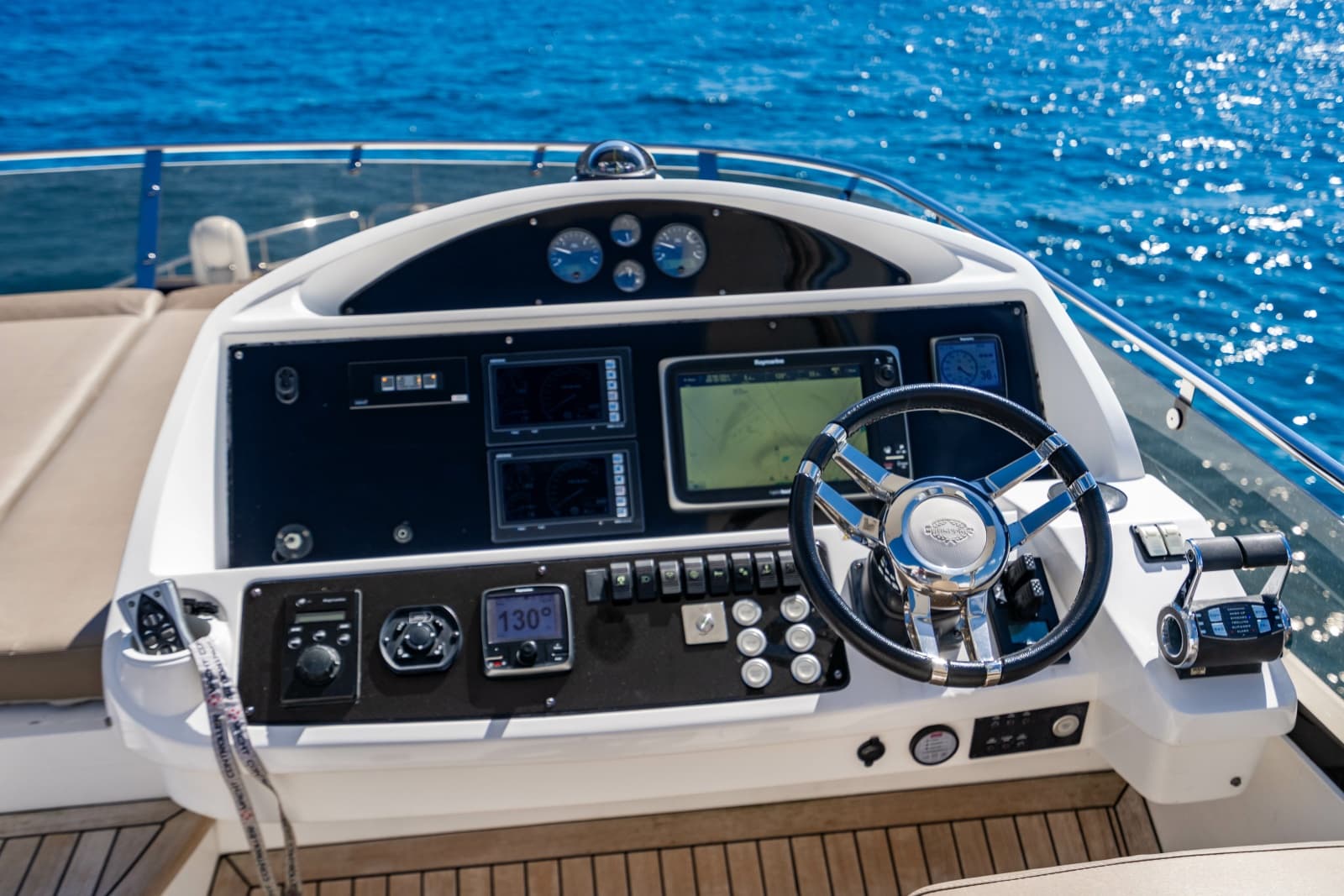 2014 Sunseeker Manhattan 73 - Photo 25