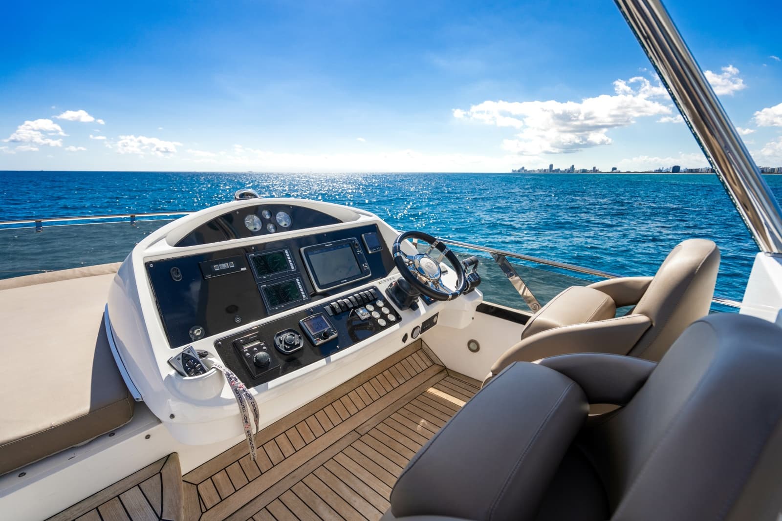 2014 Sunseeker Manhattan 73 - Photo 24
