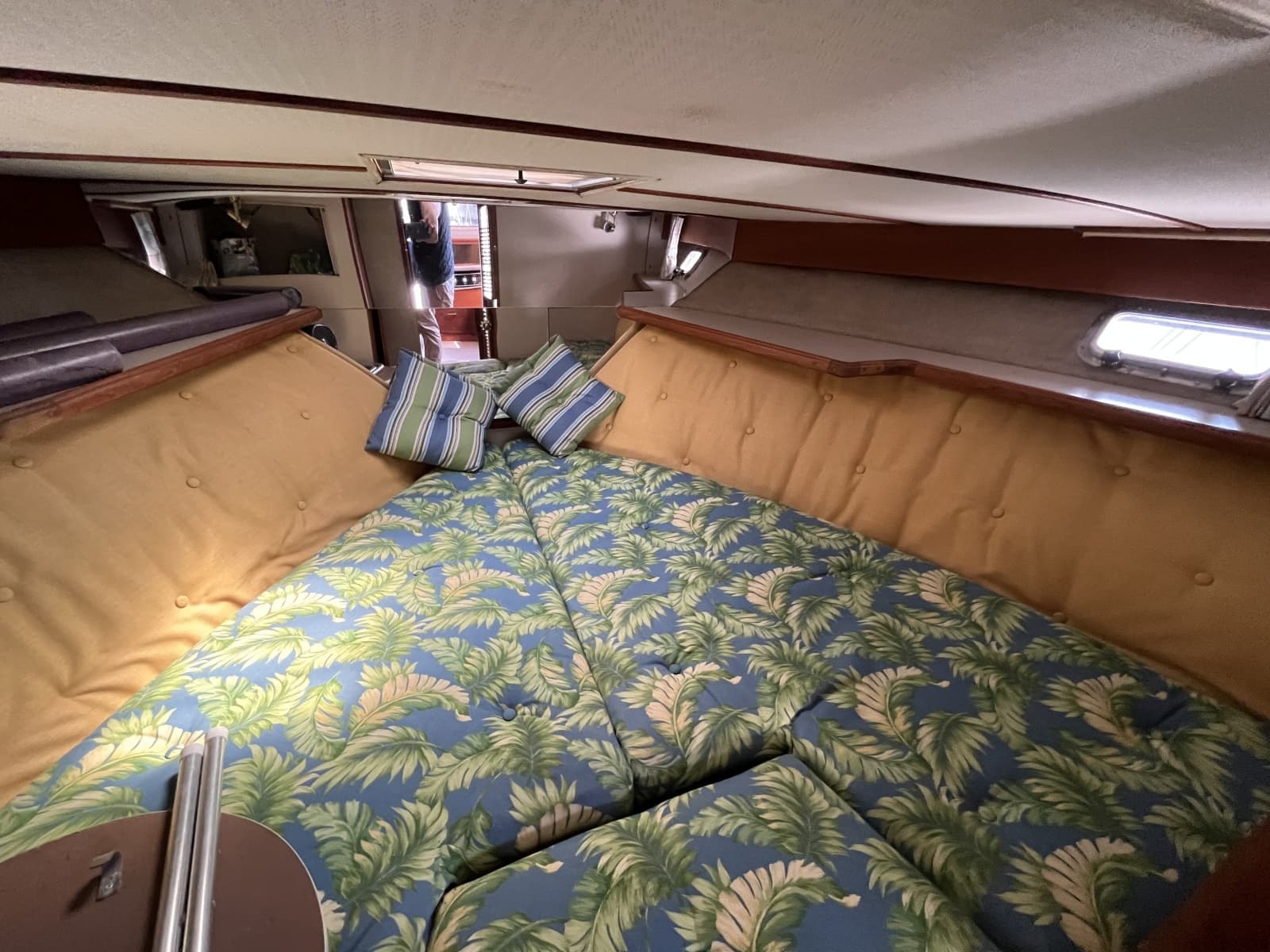 1989 Tollycraft 30' Sport Cruiser - Photo 15