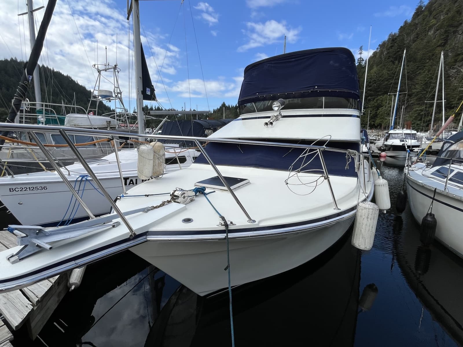 1989 Tollycraft 30' Sport Cruiser - Photo 3