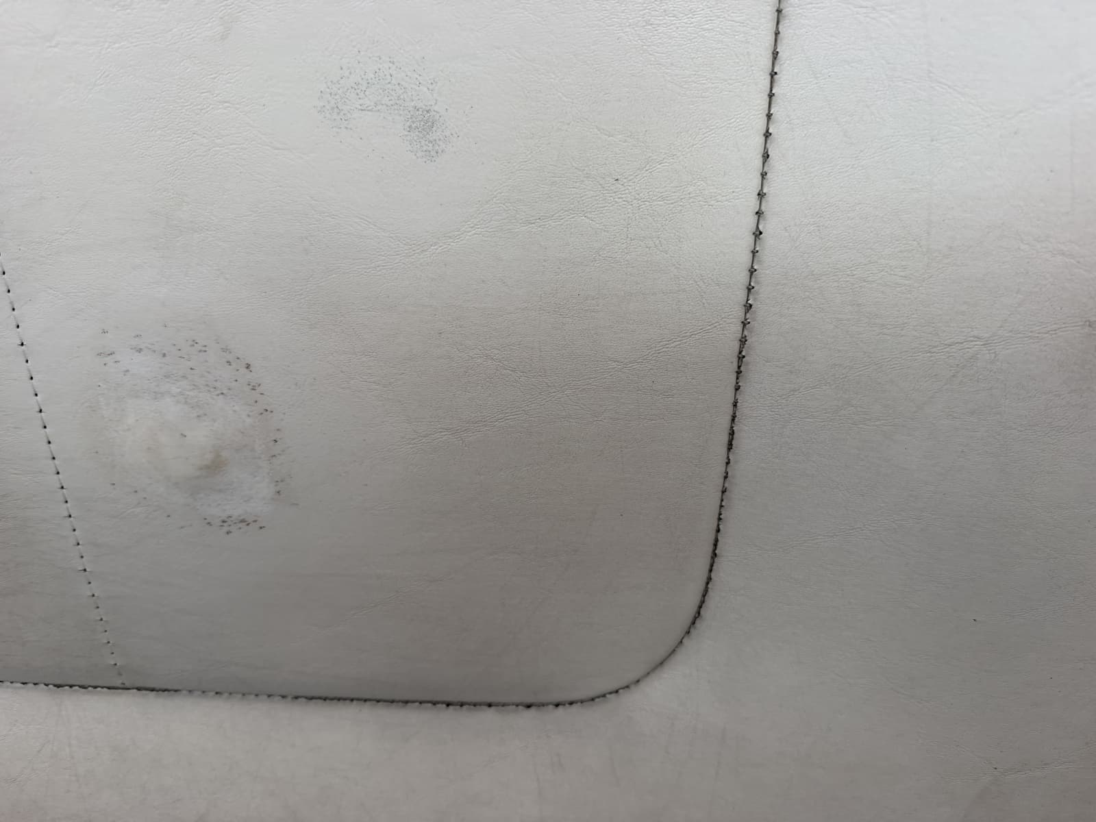 1996 Carver 310 Mid Cabin Express - Photo 132