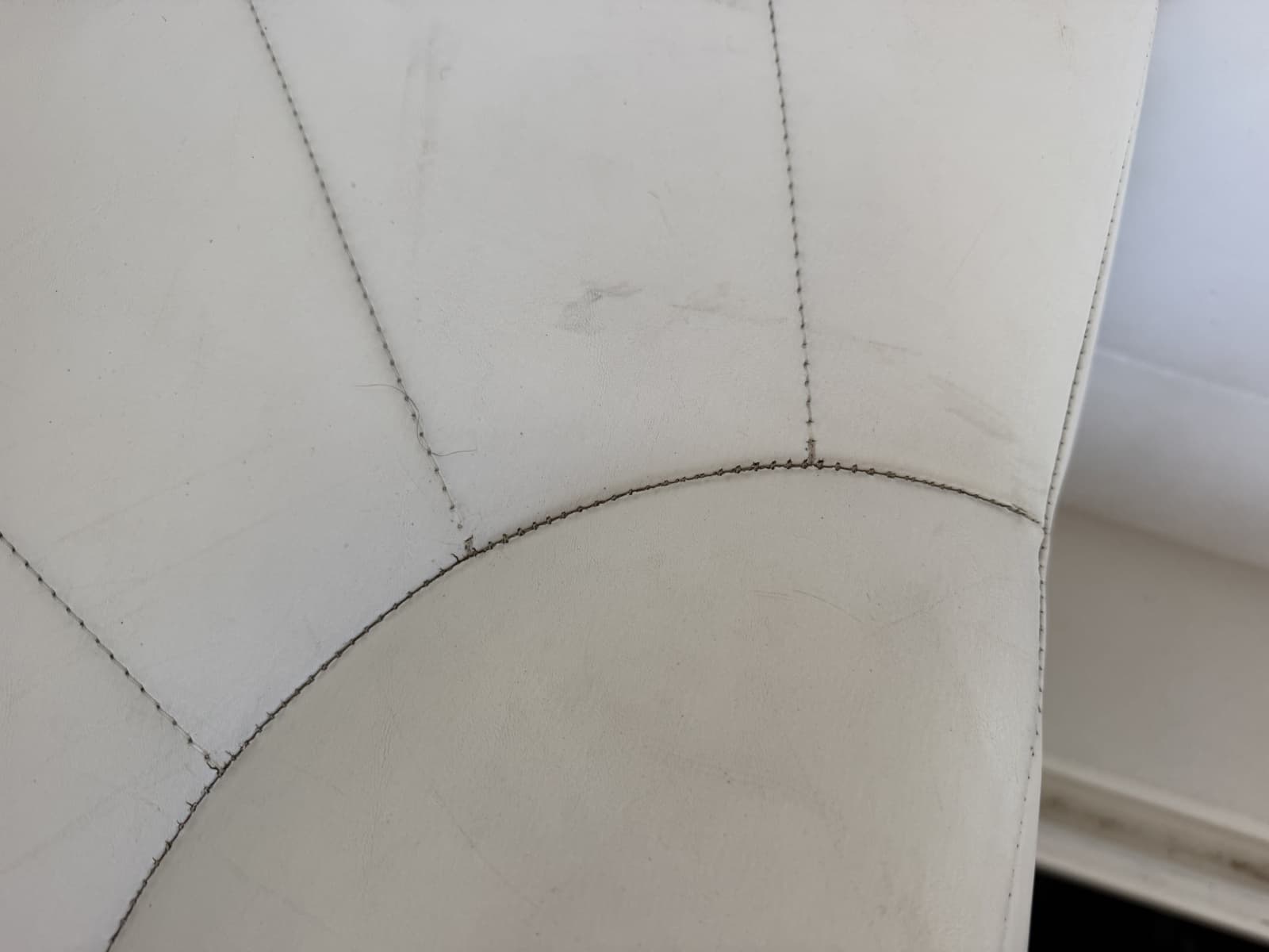 1996 Carver 310 Mid Cabin Express - Photo 126