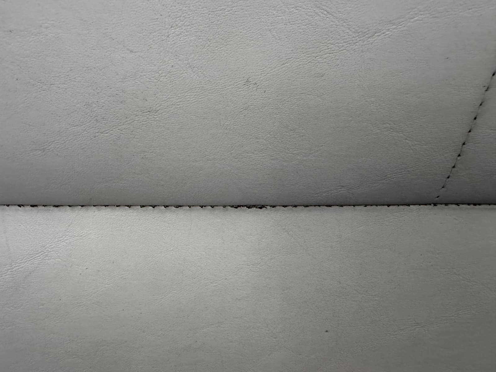 1996 Carver 310 Mid Cabin Express - Photo 128