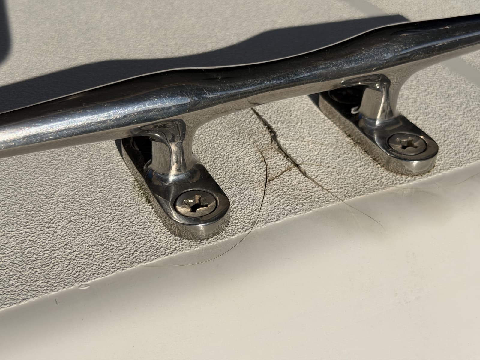 1996 Carver 310 Mid Cabin Express - Photo 174