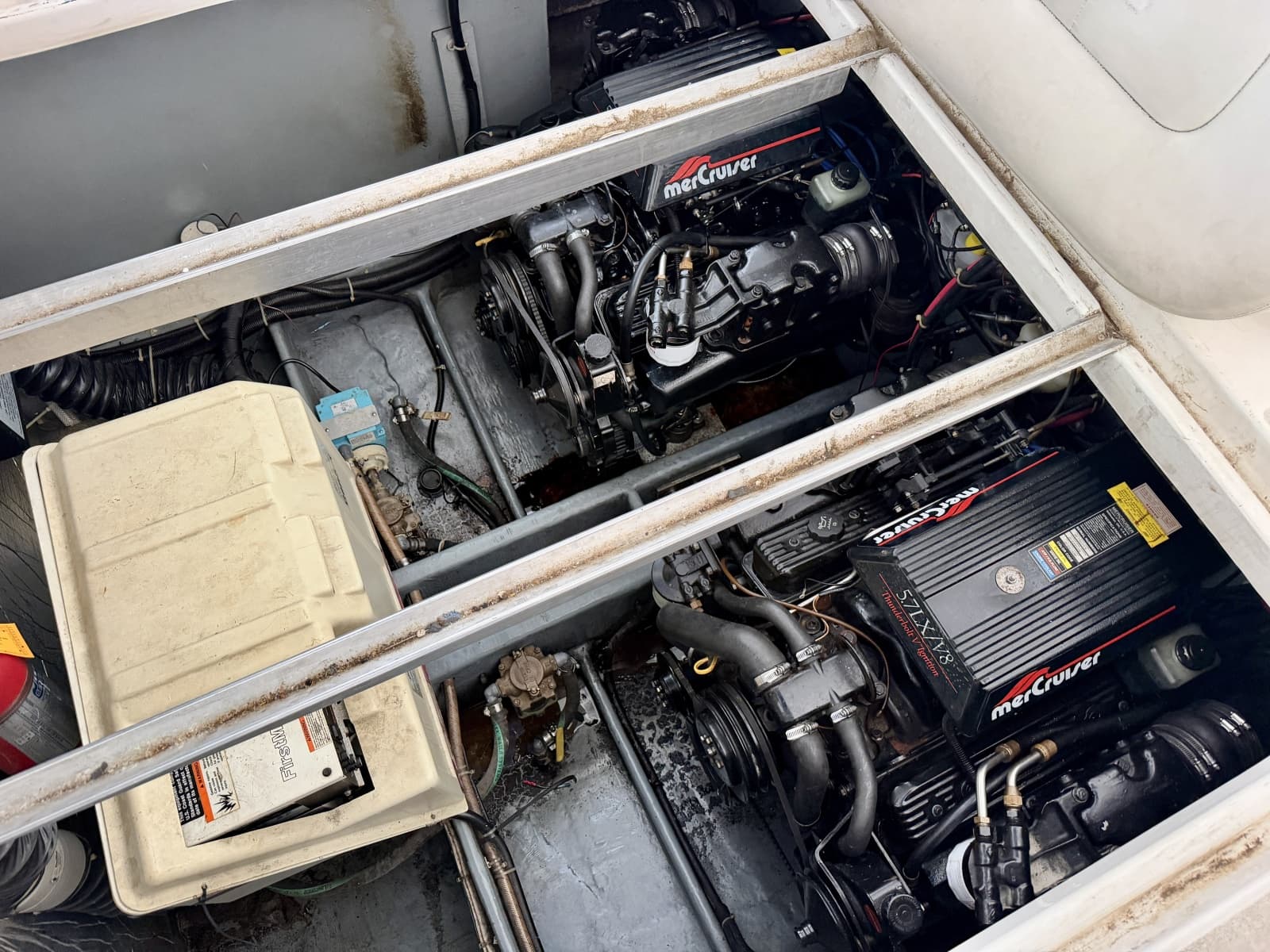 1996 Carver 310 Mid Cabin Express - Photo 119