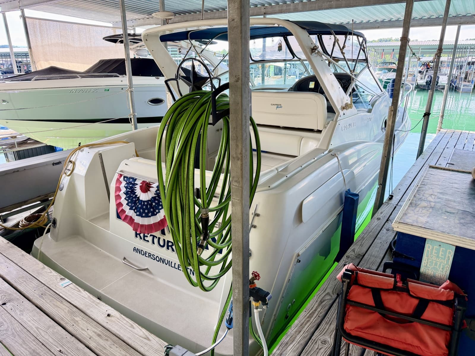 1996 Carver 310 Mid Cabin Express - Photo 21