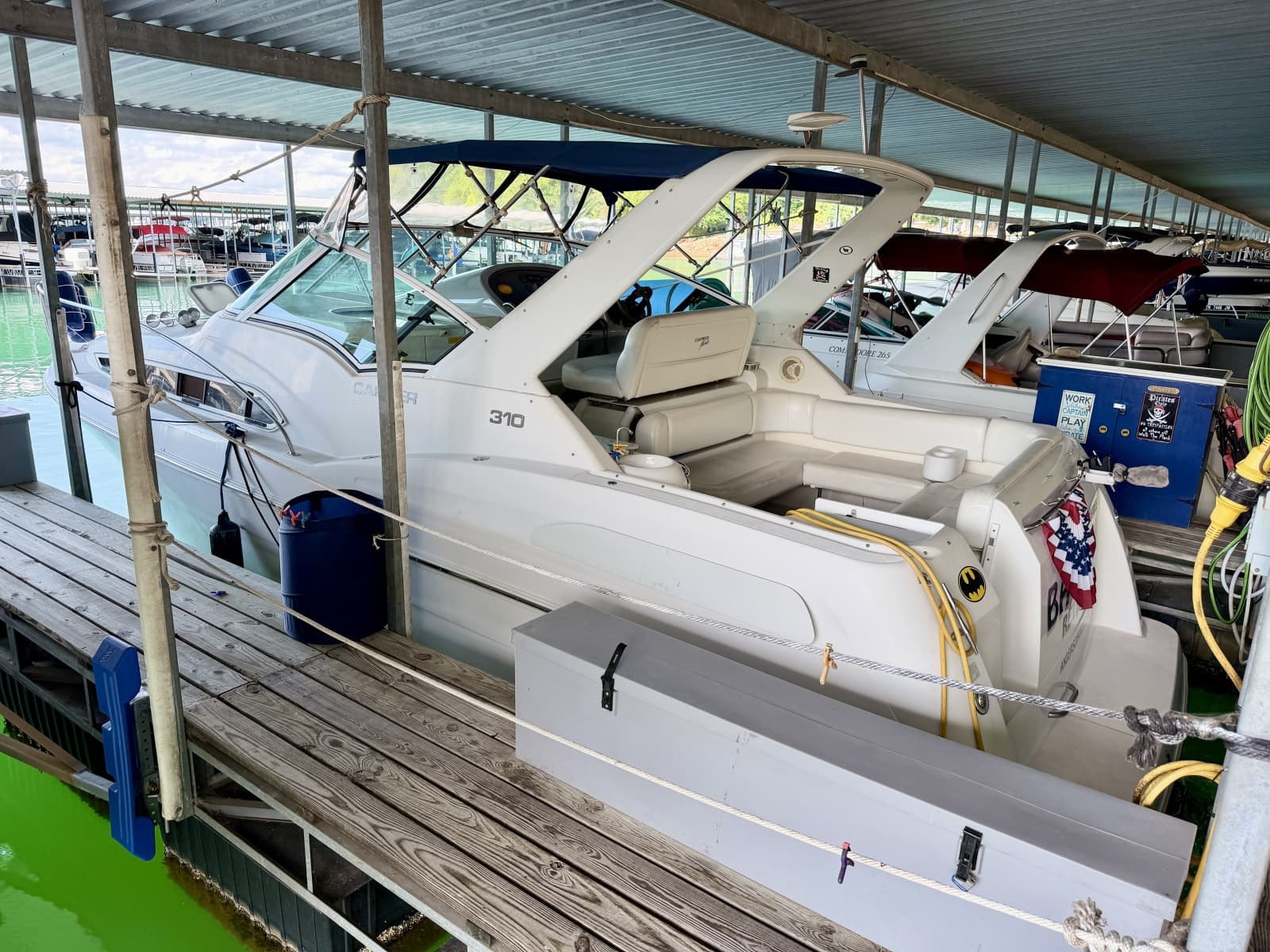 1996 Carver 310 Mid Cabin Express - Photo 24