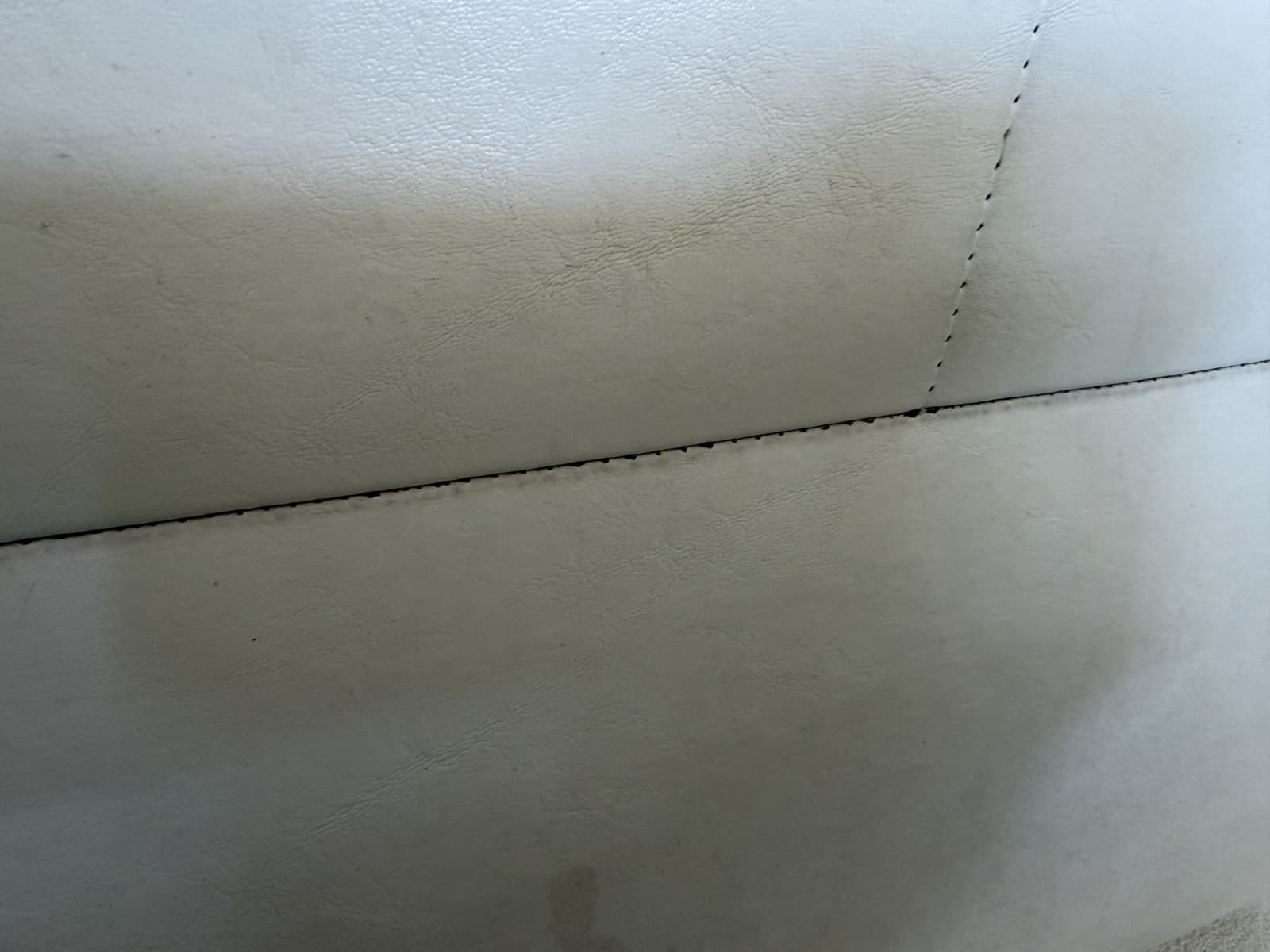 1996 Carver 310 Mid Cabin Express - Photo 127