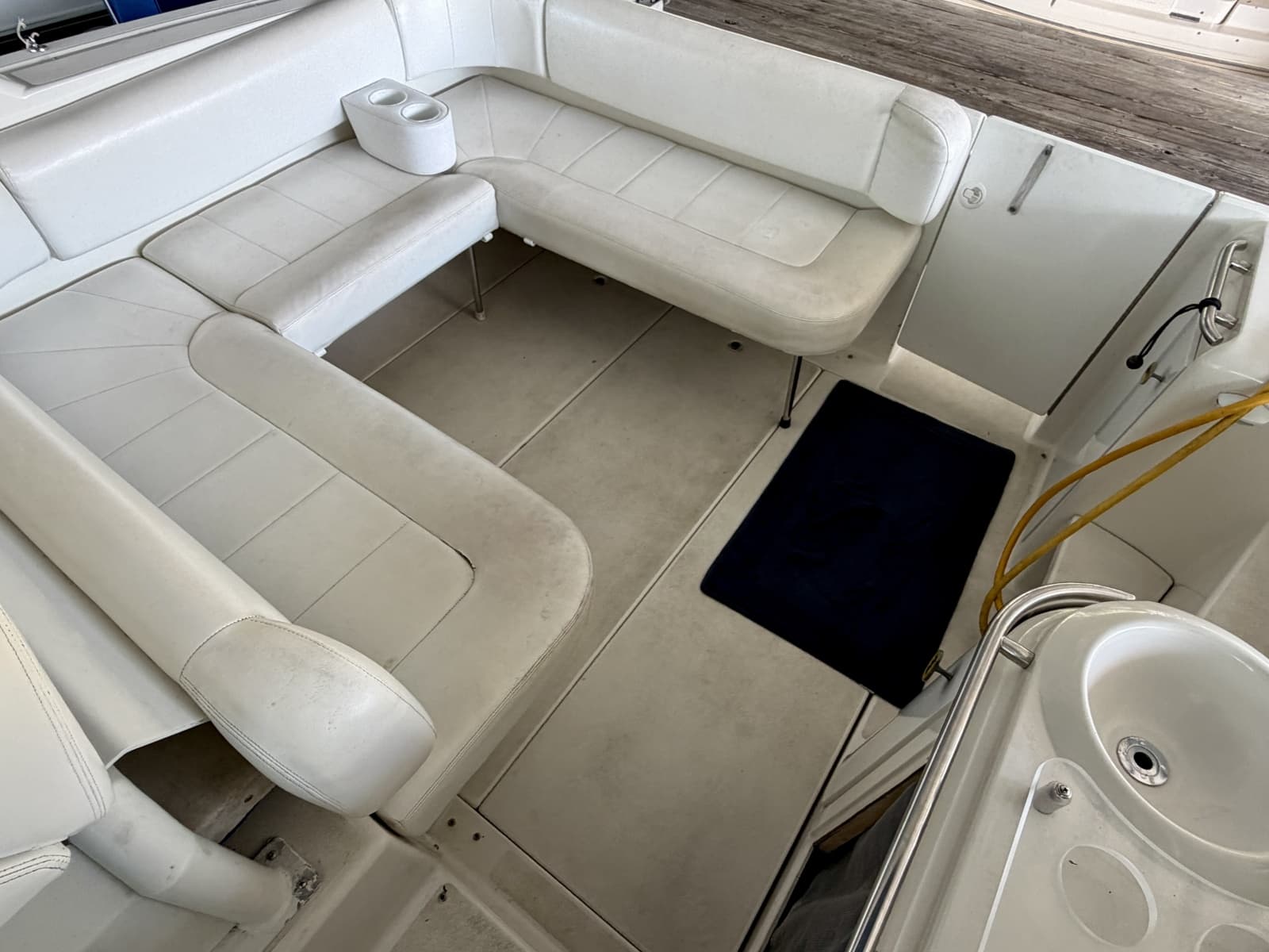 1996 Carver 310 Mid Cabin Express - Photo 101
