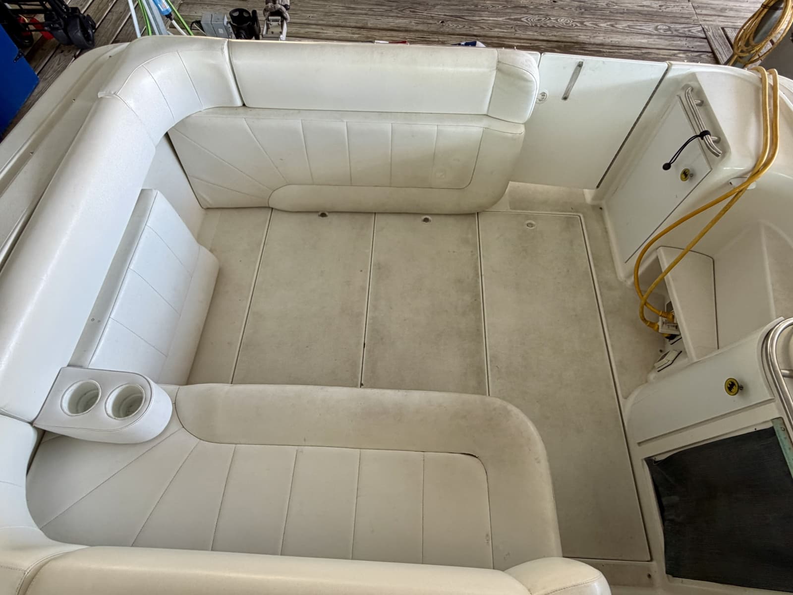 1996 Carver 310 Mid Cabin Express - Photo 103