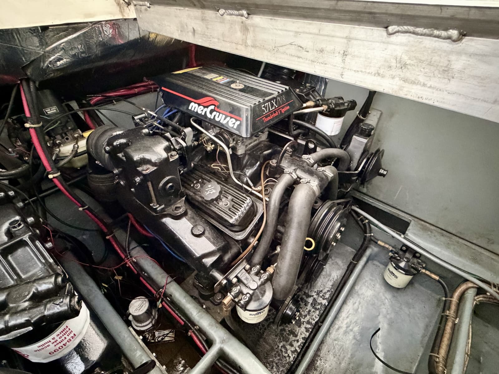1996 Carver 310 Mid Cabin Express - Photo 109